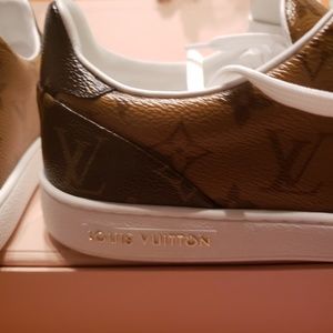 Louis Vuitton tennis shoe